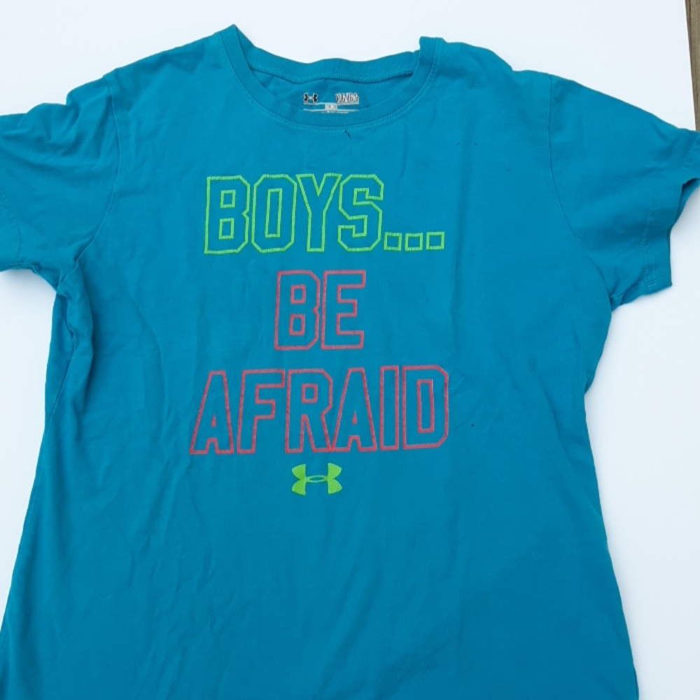 A blue  boys be afraid t